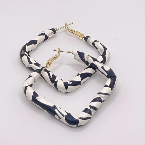 Black and White Striped Leather Winding Square Geometric Female Earrings - Picture 4 of 4
